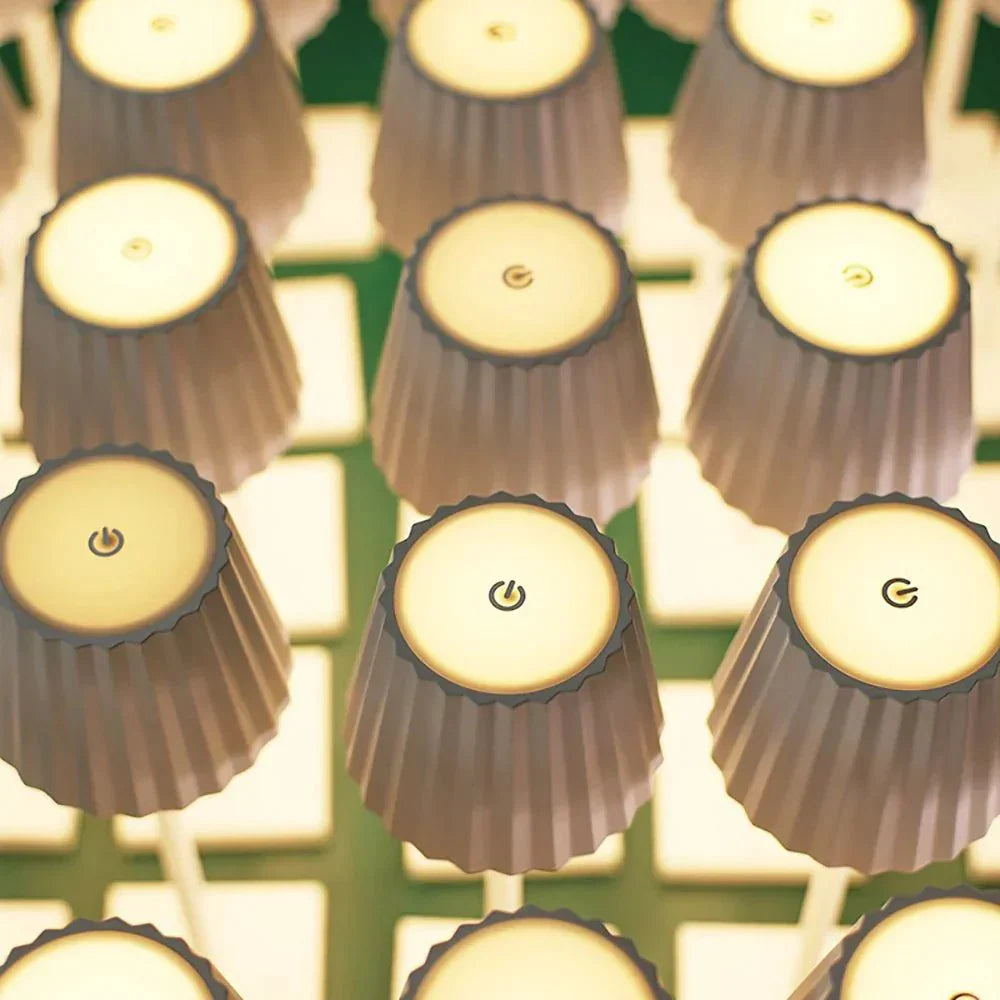 Illumine Kabellose Tischlampe